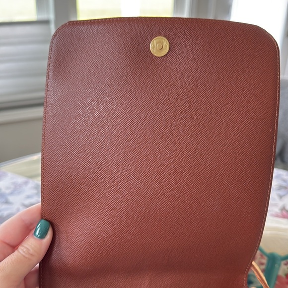 LV authentic shoulder bag - Picture 2 of 16